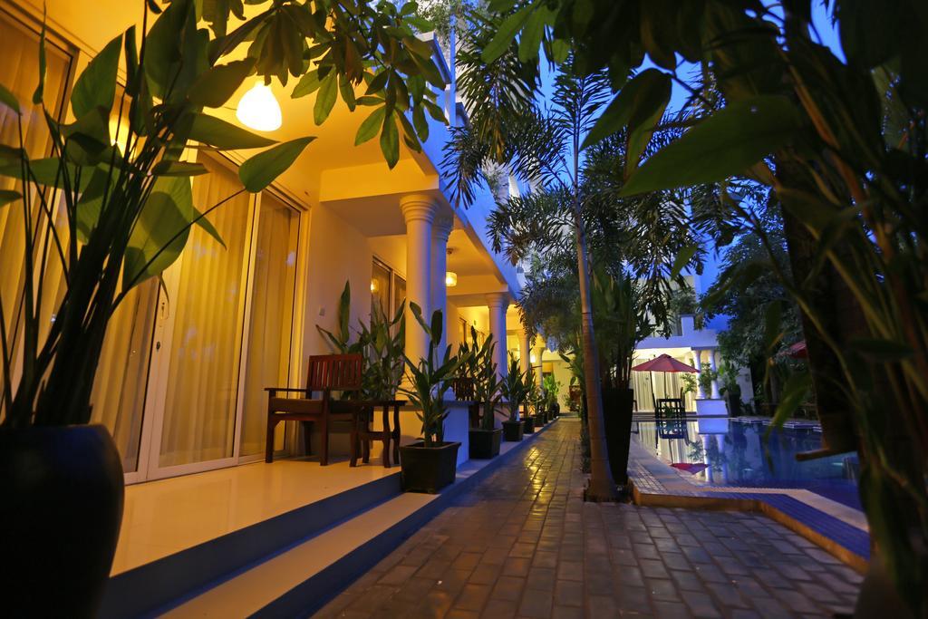 Angkor Sweet Night Hotel Сиемрип Экстерьер фото